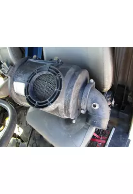 INTERNATIONAL 4700 Air Cleaner