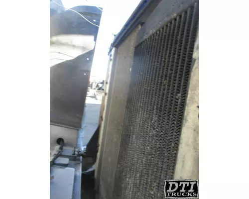 INTERNATIONAL 4700 Air Conditioner Condenser