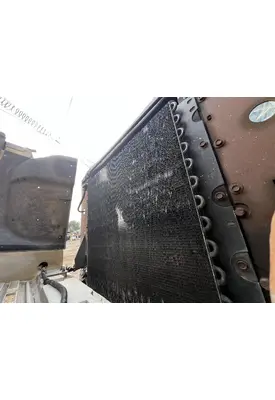 INTERNATIONAL 4700 Air Conditioner Condenser