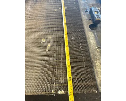 INTERNATIONAL 4700 Air Conditioner Condenser