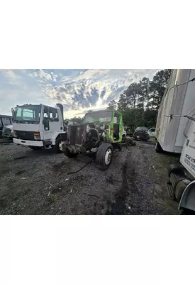 INTERNATIONAL 4700 Battery Box