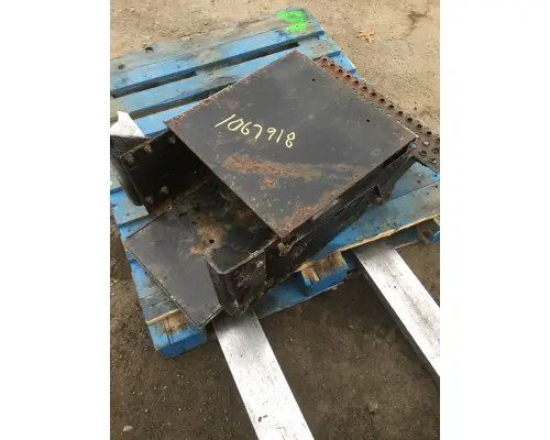 INTERNATIONAL 4700 Battery Box