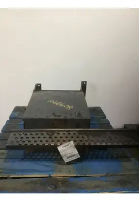 INTERNATIONAL 4700 Battery Box