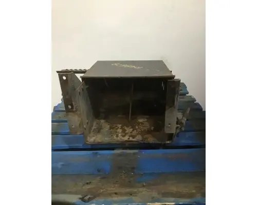 INTERNATIONAL 4700 Battery Box