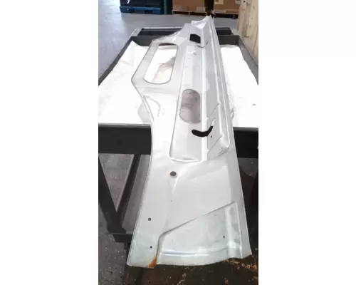 INTERNATIONAL 4700 Body Parts, Misc.