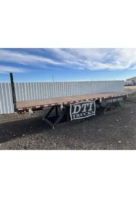 INTERNATIONAL 4700 Box / Bed