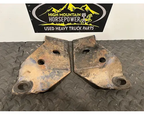 INTERNATIONAL 4700 Brackets, Misc.