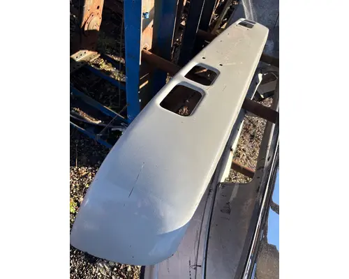 INTERNATIONAL 4700 Bumper Assembly, Front