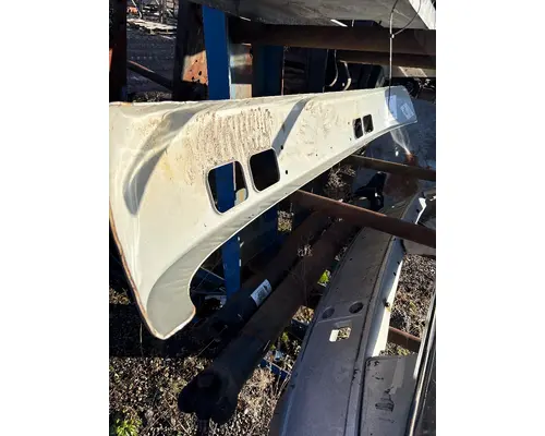 INTERNATIONAL 4700 Bumper Assembly, Front