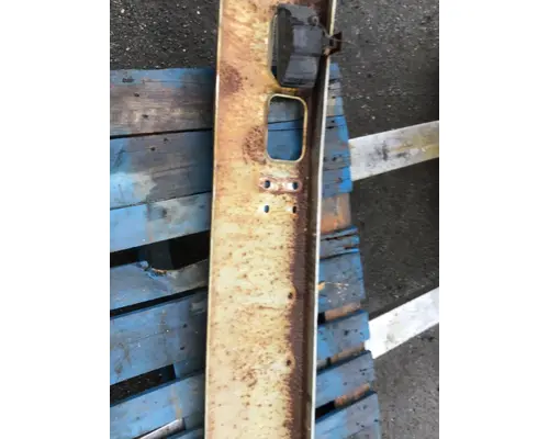 INTERNATIONAL 4700 Bumper Assembly