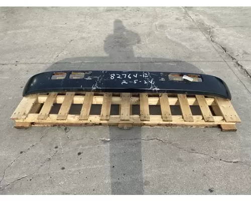 INTERNATIONAL 4700 Bumper