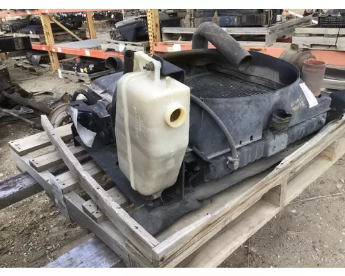 INTERNATIONAL 4700 COOLING ASSEMBLY (RAD, COND, ATAAC)