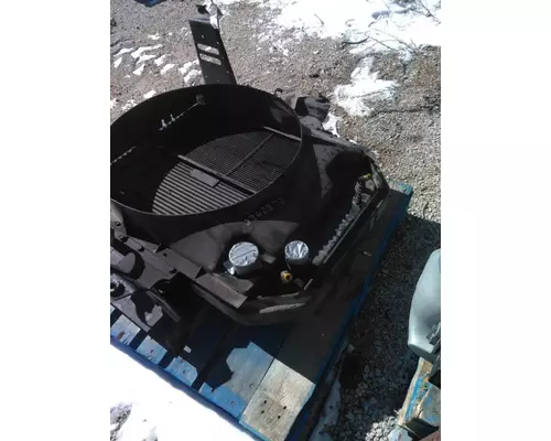 INTERNATIONAL 4700 COOLING ASSEMBLY (RAD, COND, ATAAC)