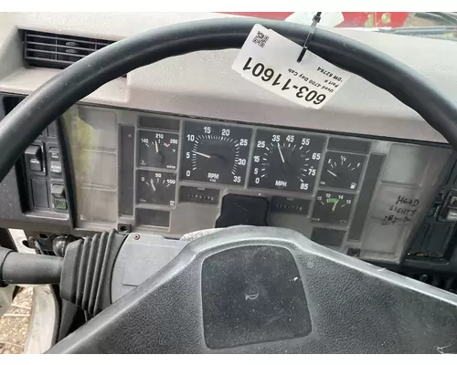 INTERNATIONAL 4700 Cab