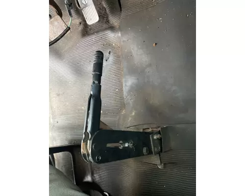 INTERNATIONAL 4700 Cab