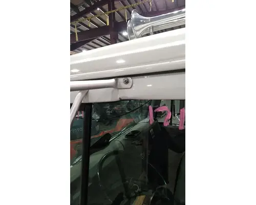 INTERNATIONAL 4700 Cab