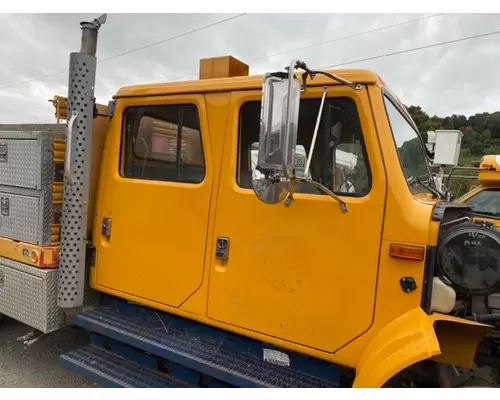 INTERNATIONAL 4700 Cab