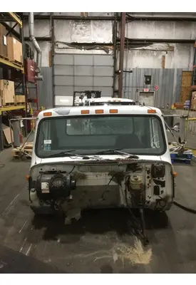 INTERNATIONAL 4700 Cab