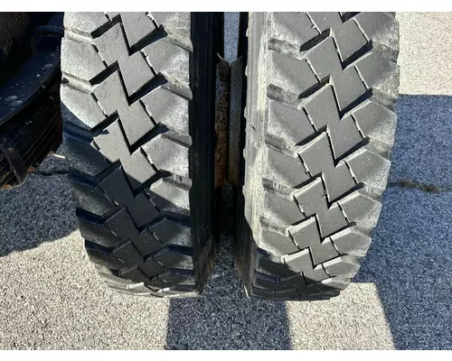 INTERNATIONAL 4700 Complete Vehicle