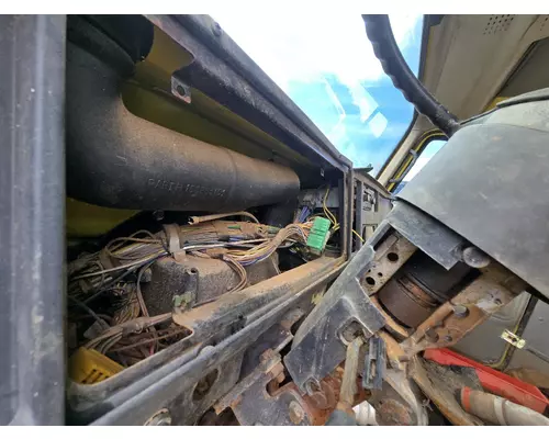 INTERNATIONAL 4700 Complete Vehicle