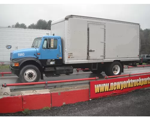 INTERNATIONAL 4700 Complete Vehicle