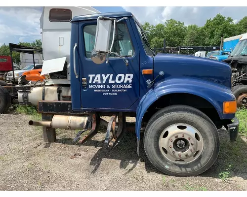 INTERNATIONAL 4700 Complete Vehicle