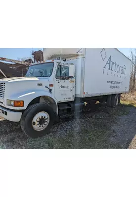 INTERNATIONAL 4700 Complete Vehicle