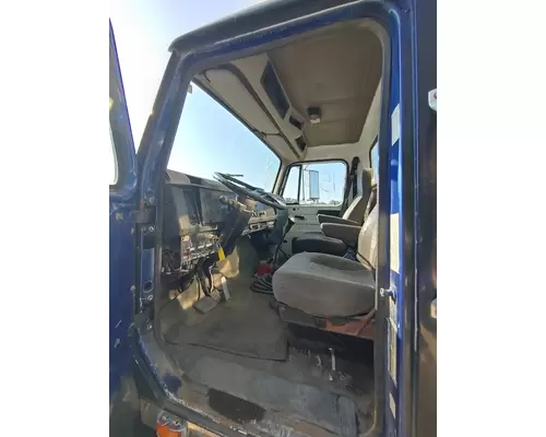 INTERNATIONAL 4700 Complete Vehicle