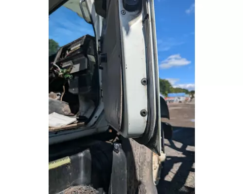 INTERNATIONAL 4700 Complete Vehicle