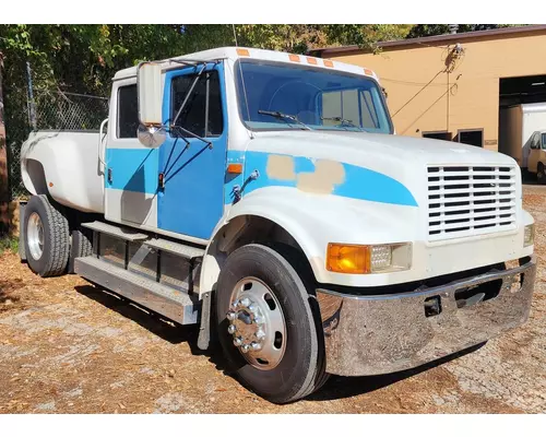 INTERNATIONAL 4700 Complete Vehicle