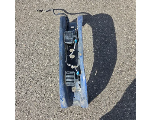 INTERNATIONAL 4700 Crossmember