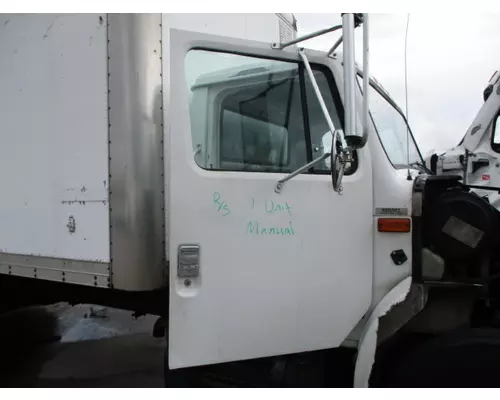 INTERNATIONAL 4700 DOOR ASSEMBLY, FRONT