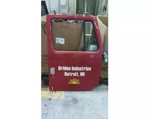 INTERNATIONAL 4700 DOOR ASSEMBLY, FRONT