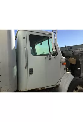 INTERNATIONAL 4700 DOOR ASSEMBLY, FRONT