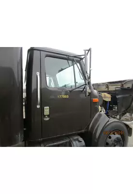 INTERNATIONAL 4700 DOOR ASSEMBLY, FRONT