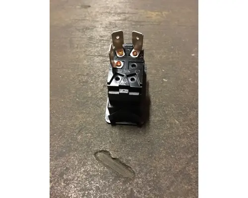 INTERNATIONAL 4700 Dash  Console Switch