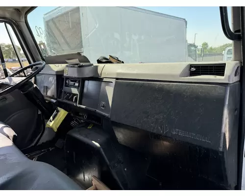 INTERNATIONAL 4700 Dash Assembly