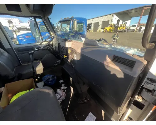 INTERNATIONAL 4700 Dash Assembly
