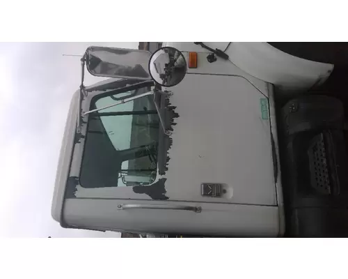 INTERNATIONAL 4700 Door Assembly, Front