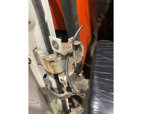 INTERNATIONAL 4700 Door Assembly, Front