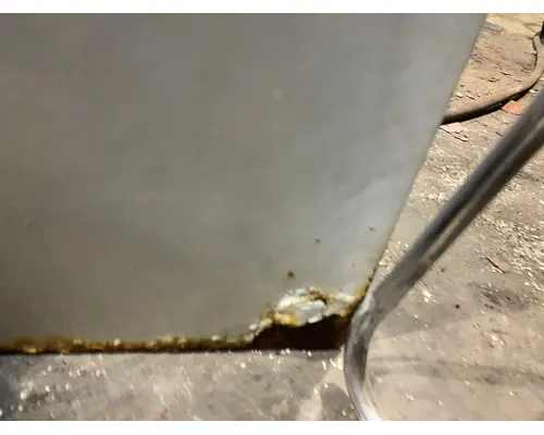 INTERNATIONAL 4700 Door Assembly, Front