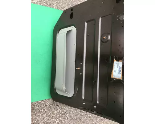 INTERNATIONAL 4700 Door Assembly, Front