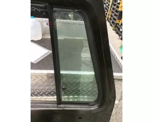 INTERNATIONAL 4700 Door Assembly, Front