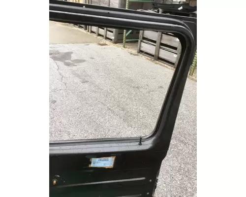 INTERNATIONAL 4700 Door Assembly, Front