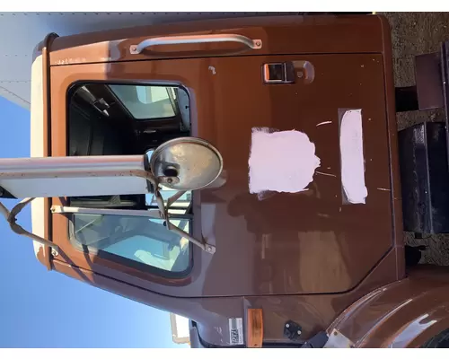 INTERNATIONAL 4700 Door Assembly, Front