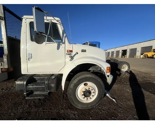 INTERNATIONAL 4700 Door Assembly, Front