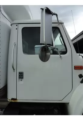 INTERNATIONAL 4700 Door Assembly, Front