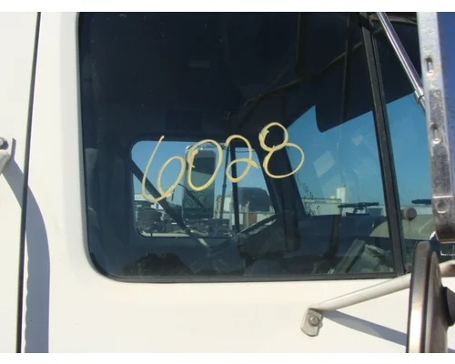 INTERNATIONAL 4700 Door Assembly, Front