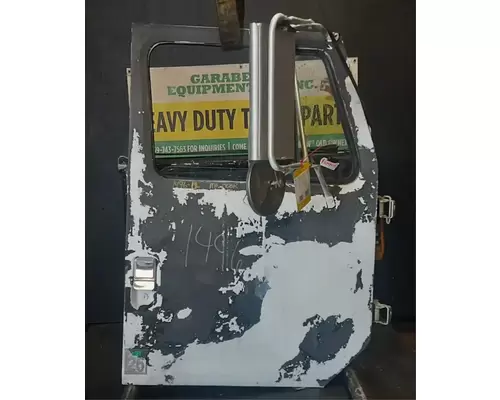 INTERNATIONAL 4700 Door Assembly, Front