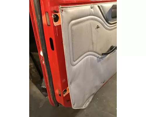 INTERNATIONAL 4700 Door Assembly